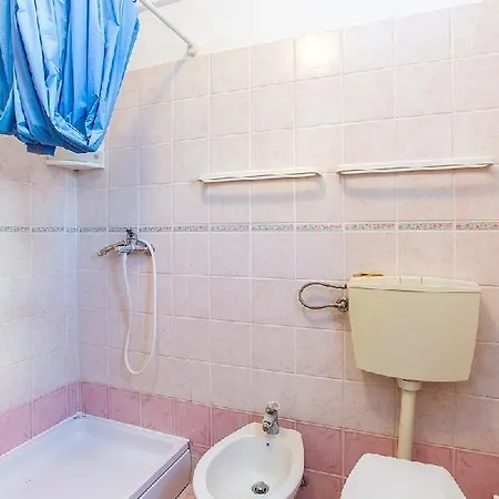 Dario Apartmán Ližnjan